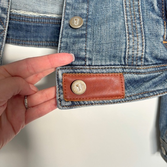 Pilcro Avie Denim Jacket Anthropologie Size Small Jean Trucker Leather Detail - Picture 8 of 11